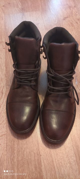 Botas marrones. Talla 42.Springfield de segunda mano por 30 EUR en Logroño  en WALLAPOP