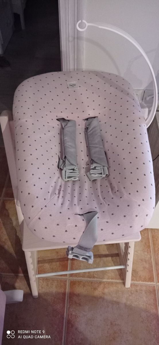 accesorio newborn tripp trapp y funda