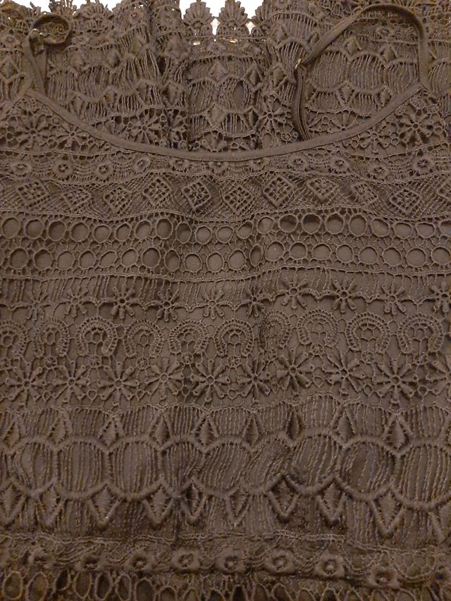 Vestido fiesta negro. Encaje.