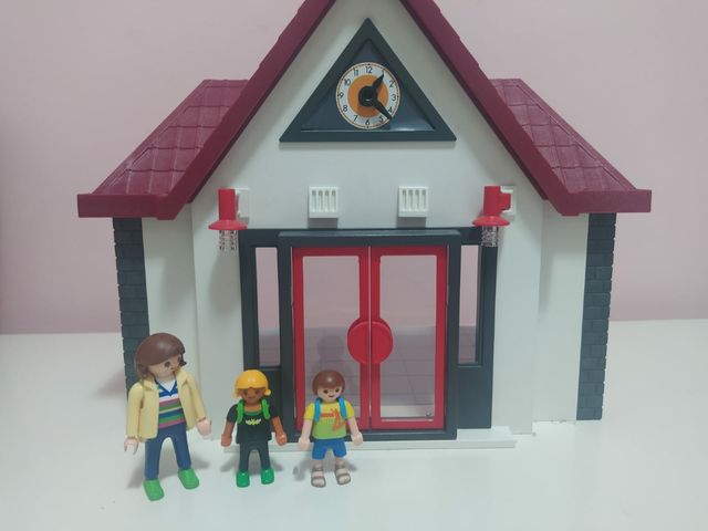 escuela playmobil