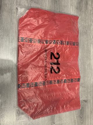 Mochila para la playa Carolina Herrera de segunda mano por 25 EUR en  Barcelona en WALLAPOP