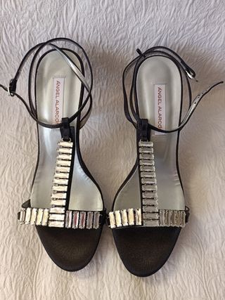 Sandalias mujer. Talla 37. de segunda mano por 30 EUR en Valencia en  WALLAPOP
