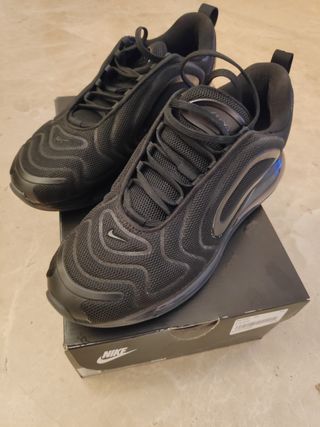 Nike Air Max 720 de segunda mano por 35 EUR en Badalona en WALLAPOP