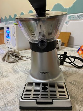 Exprimidor KRUPS de segunda mano por 70 EUR en Zarautz en WALLAPOP
