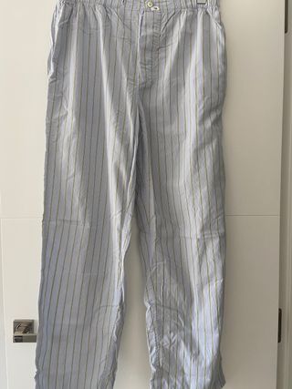 Pijama rayas hombre Massimo Dutti de segunda mano por 24 EUR en Terrassa en  WALLAPOP