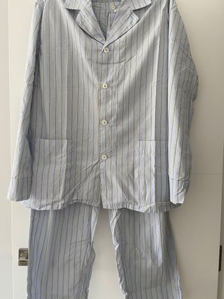 Pijama rayas hombre Massimo Dutti de segunda mano por 24 EUR en Terrassa en  WALLAPOP