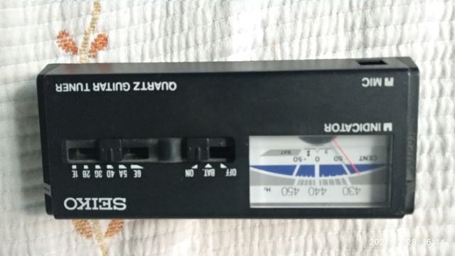 afinador guitarra y bajo