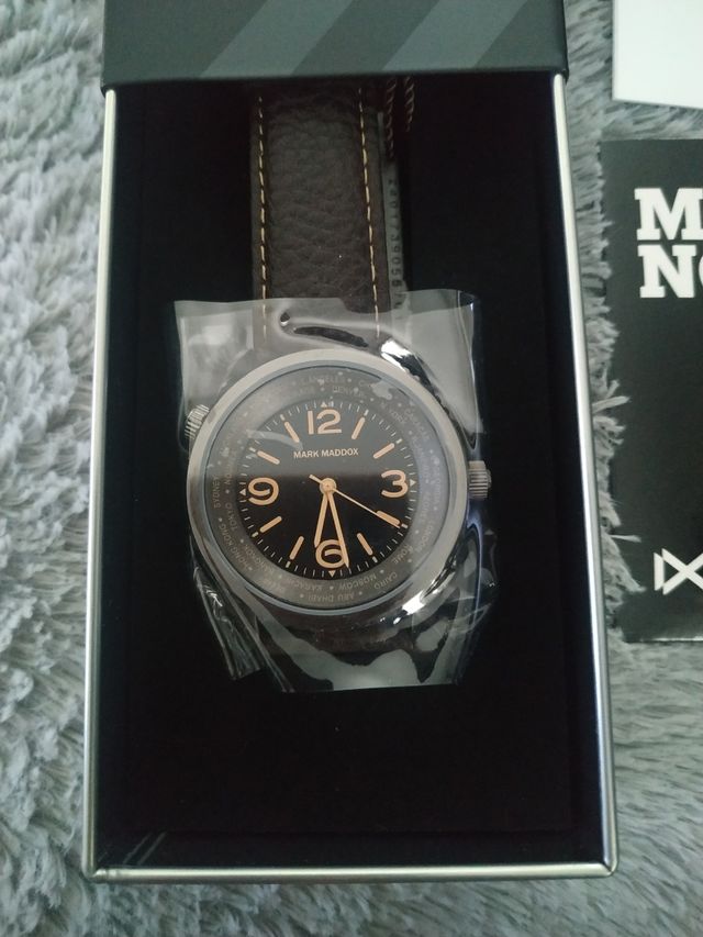 Reloj Mark Maddox nuevo original