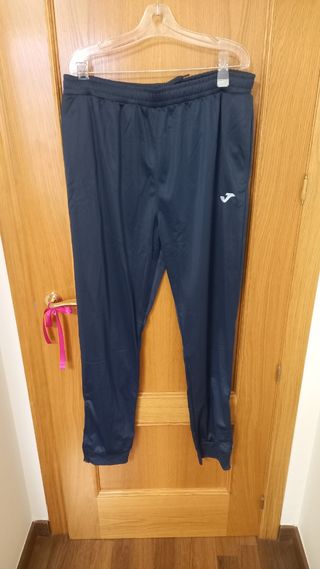 Pantalones chandal Joma azul marino de segunda mano por 6 EUR en Almansa en  WALLAPOP