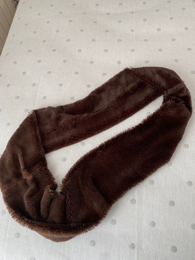 Bufanda sin estrenar en marrón