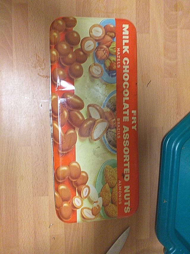 Botones en caja antigua