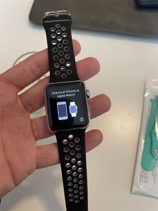 Apple watch serie 1 de segunda mano por 100 EUR en Madrid en WALLAPOP