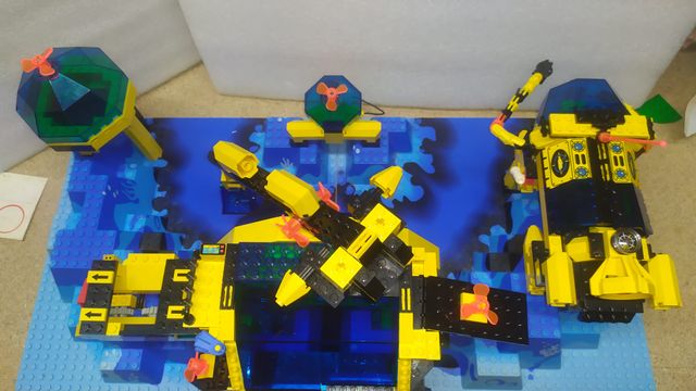 Lego base submarina Neptune laboratorio ENVIO
