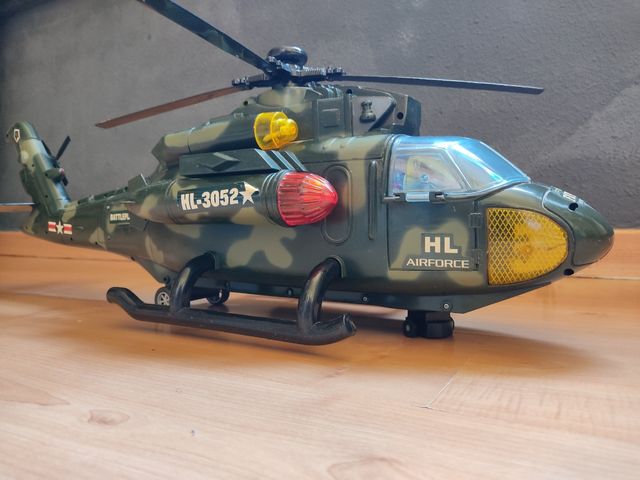 helicóptero de juguete