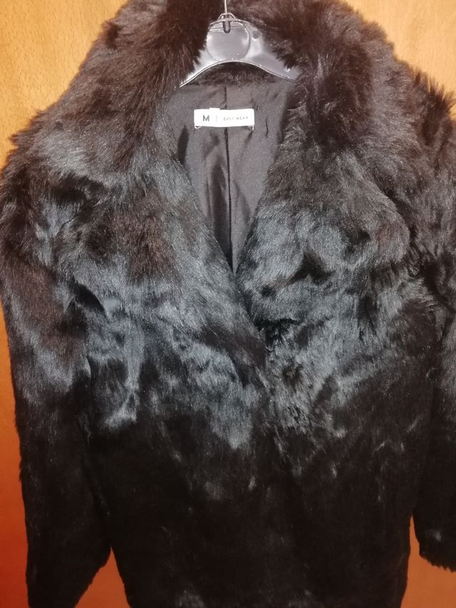 Abrigo de pelo negro Corte inglés