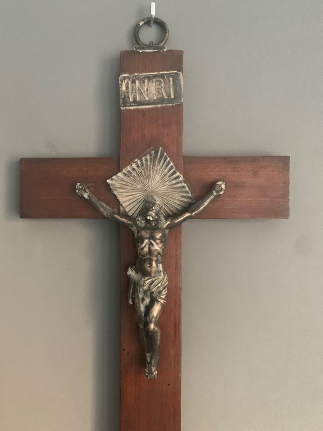 Crucifijo madera y metal