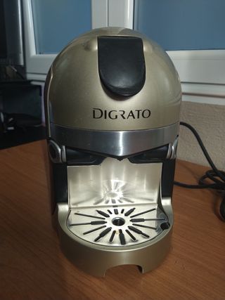Cafetera cápsulas DIGRATO de segunda mano por 20 EUR en Avilés en WALLAPOP