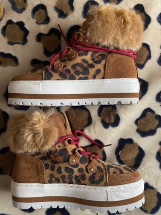 Botas sixtyseven de segunda mano por 40 EUR en Sahagún en WALLAPOP