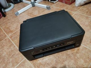Impresora EPSON XP-215 Wifi de segunda mano por 5 EUR en Burguillos en  WALLAPOP