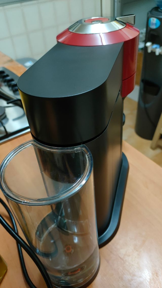 CAFETERA NESPRESSO GRANDE.