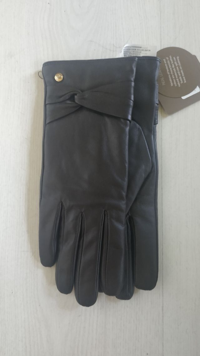 GUANTES de piel a estrenar
