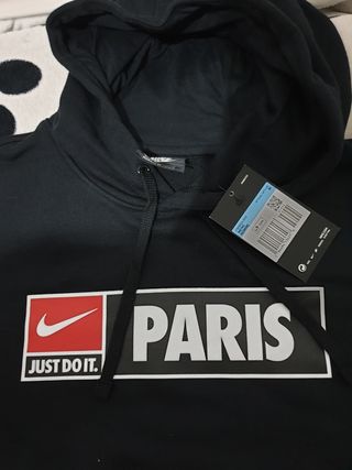 Nike Just Do It París Original de segunda mano por 40 EUR en Zaragoza en  WALLAPOP
