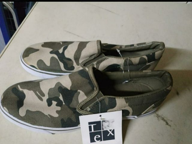 zapatillas nuevas número 42