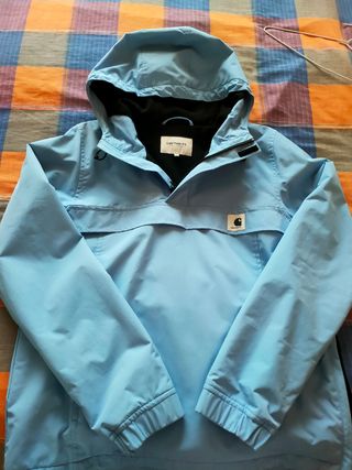 Chamarra Carhartt talla S. Color azul cielo de segunda mano por 65 EUR en  Bilbao en WALLAPOP