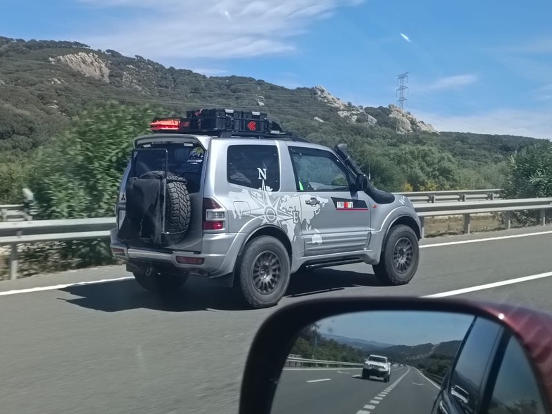 Mitsubishi Montero 2002 - foto 1