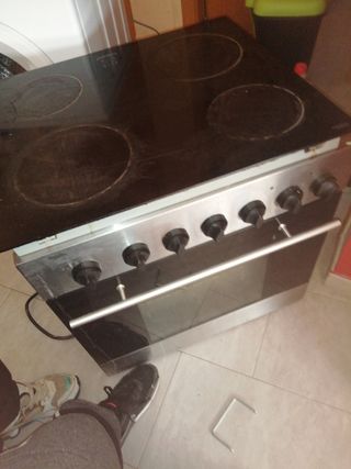 Vitrocerámicas y hornos - Segunda Mano Online - Almacén de Segunda Mano
