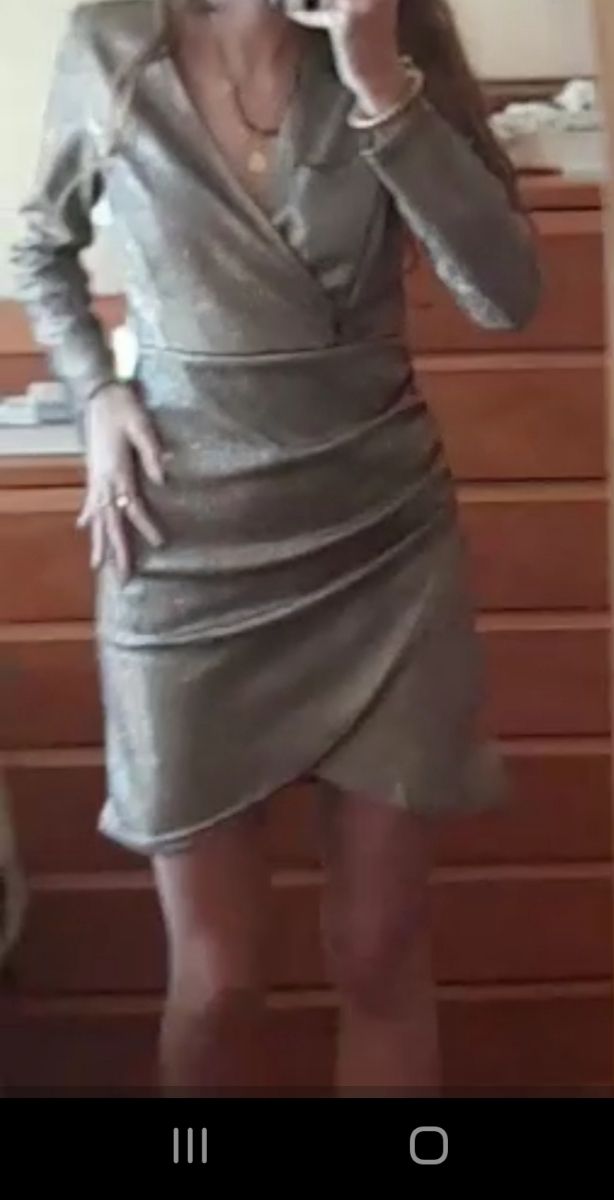 Vestido dorado fiesta