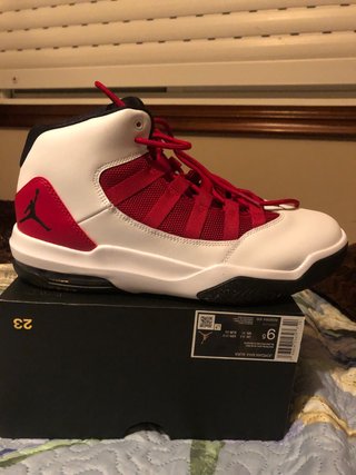 Jordan 11 Max aura de segunda mano por 90 EUR en A Granxa en WALLAPOP