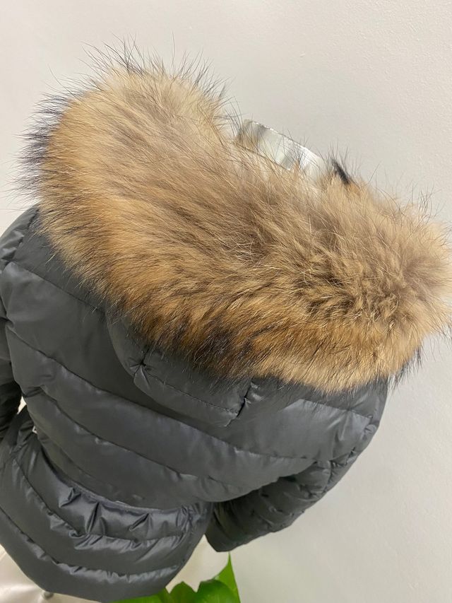Moncler pelo