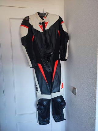 Mono de moto Dainese mujer de segunda mano en WALLAPOP
