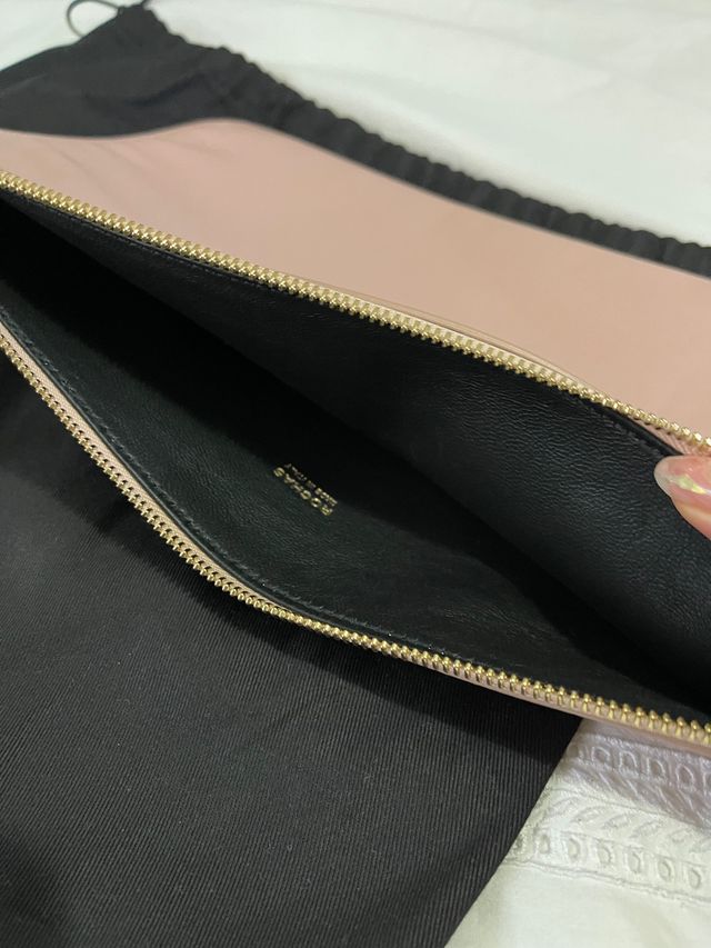 Clutch Rochas
