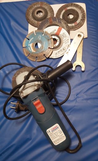 Radial , esmeril, amoladora Canora Industrial de segunda mano por 25 EUR en  Zaragoza en WALLAPOP