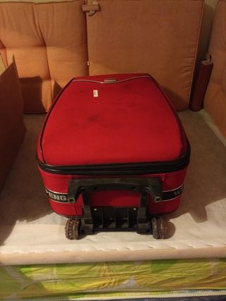 Maletas de segunda mano por 50 EUR en Lleida en WALLAPOP