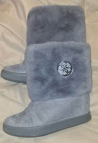 Botines cuña guess 36 de segunda mano por 20 EUR en Corredoria en WALLAPOP