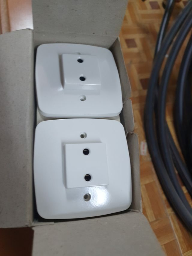 base enchufe extraplana 10 A FPM