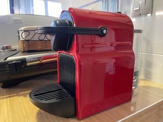 Oferta Cafetera Nespresso Inissia + Aeroccino en La Anonima