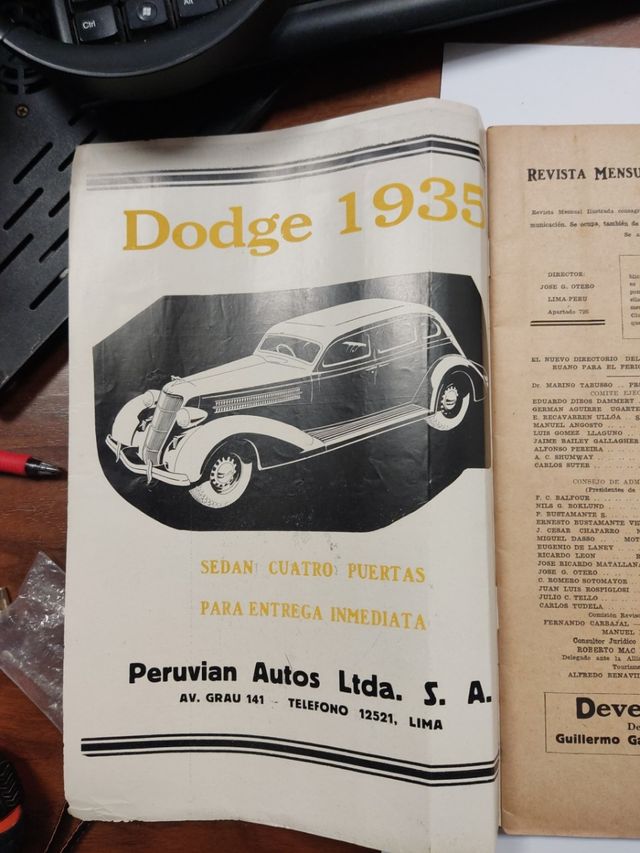 Lotto di 7 vecchie riviste peruviane