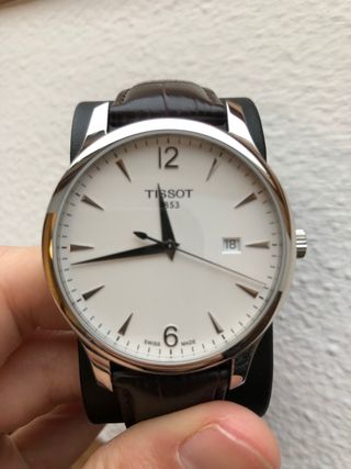 Reloj Tissot Tradition de segunda mano por 195 EUR en Santiago de  Compostela en WALLAPOP