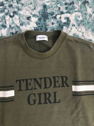 Sudadera verde pull \u0026amp; bear de segunda mano por 6 EUR en Collado  Villalba en WALLAPOP