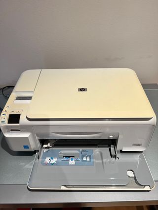 Impresora HP Photosmart C4480 de segunda mano por 28 EUR en Terrassa en  WALLAPOP