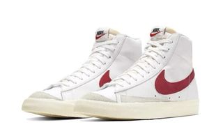 Nike Blazer Talla 42 de segunda mano por 49,99 EUR en Barbastro en WALLAPOP