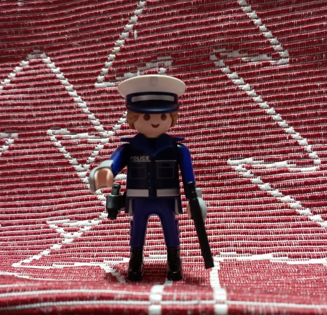 Policía Playmobil