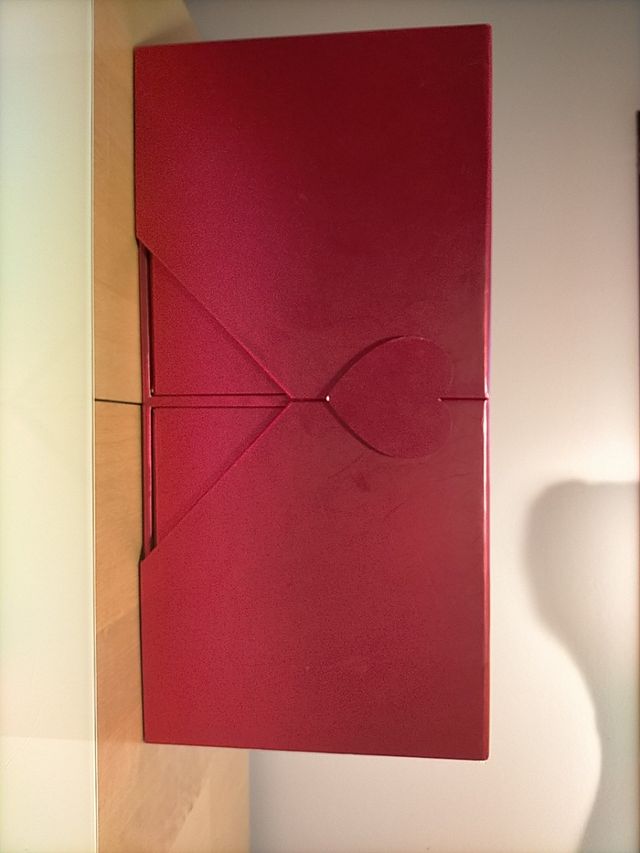 Joyero con broche de corazón