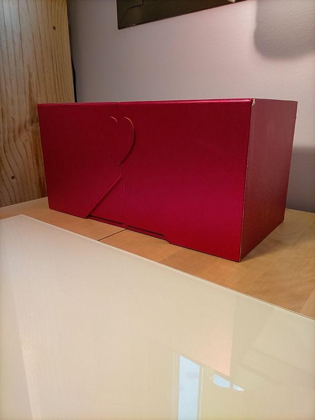 Joyero con broche de corazón