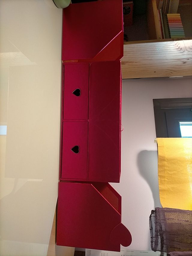 Joyero con broche de corazón