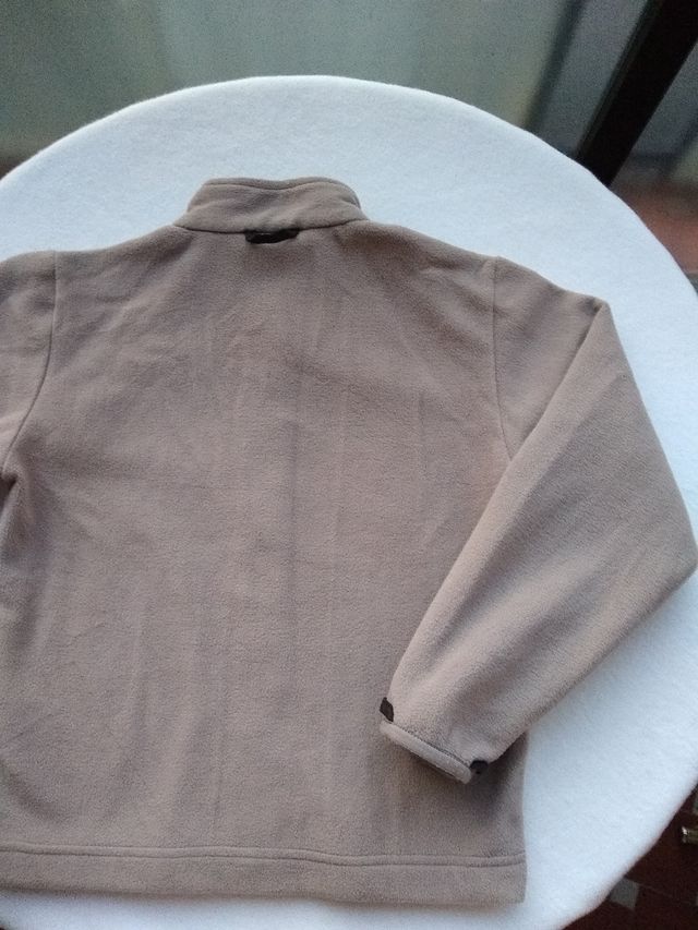 Chaqueta polar, en perfecto estado.